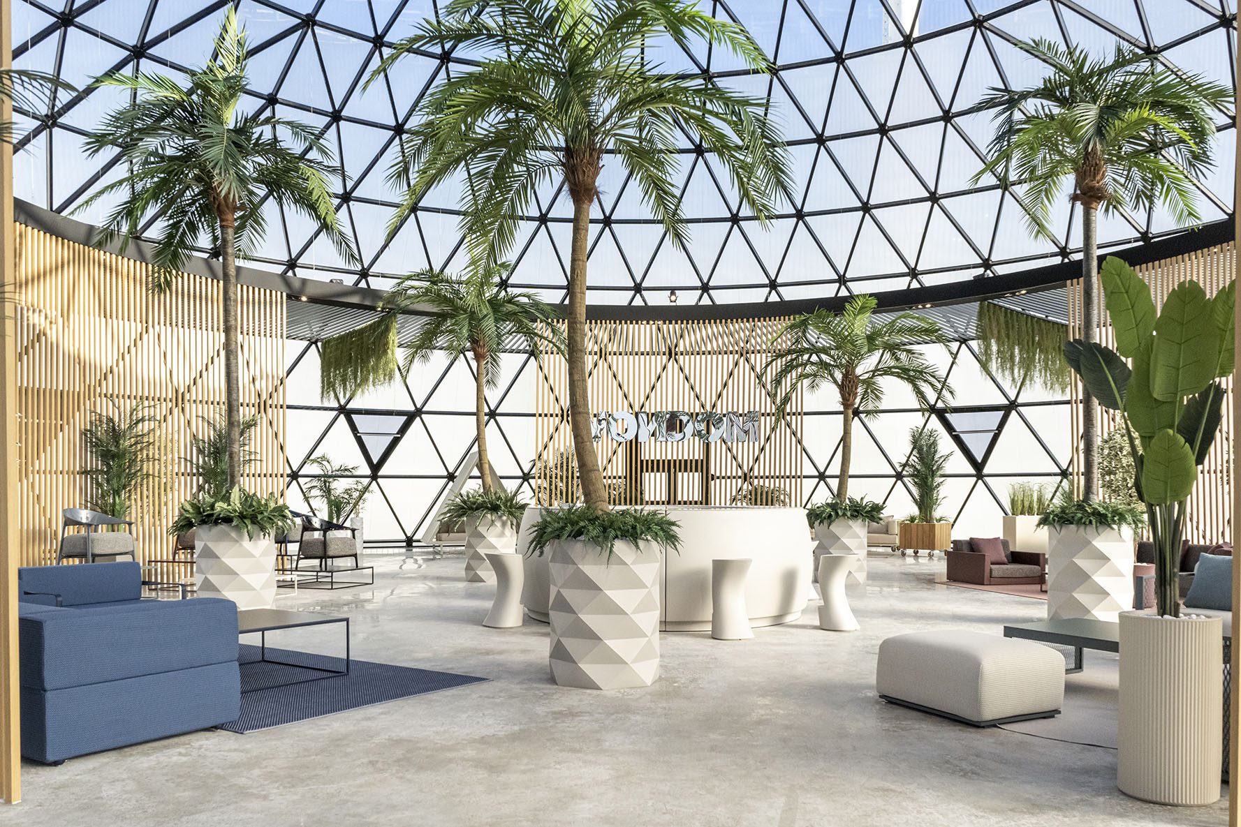 Vondom new showroom | A dome des